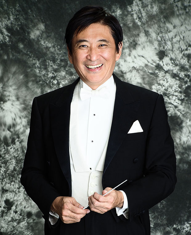 首席客演指揮者　藤岡　幸夫　アーティスト写真